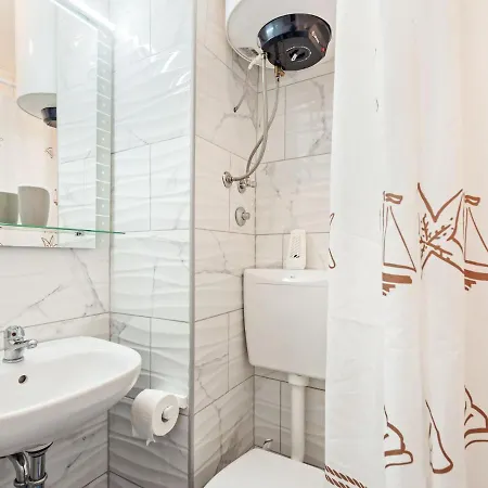 Vikendica Cosy Holiday In With Garden Zadar